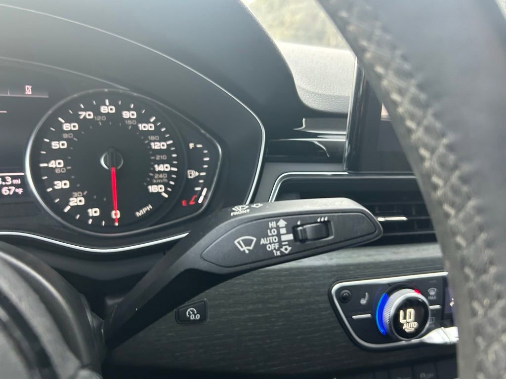 Used 2022 Audi A4 2.0T Premium w/ Convenience Package image 22