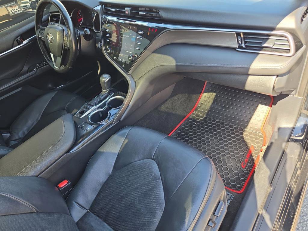 Used 2019 Toyota Camry XSE image 29