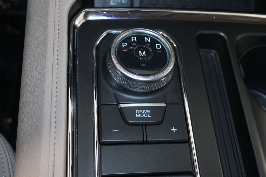 Used 2024 Ford Expedition Max XLT image 47