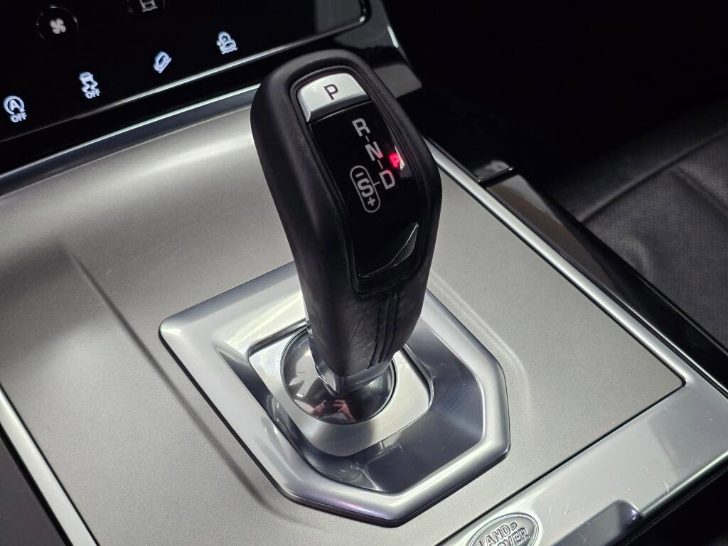 Used 2023 Land Rover Range Rover Evoque S image 16
