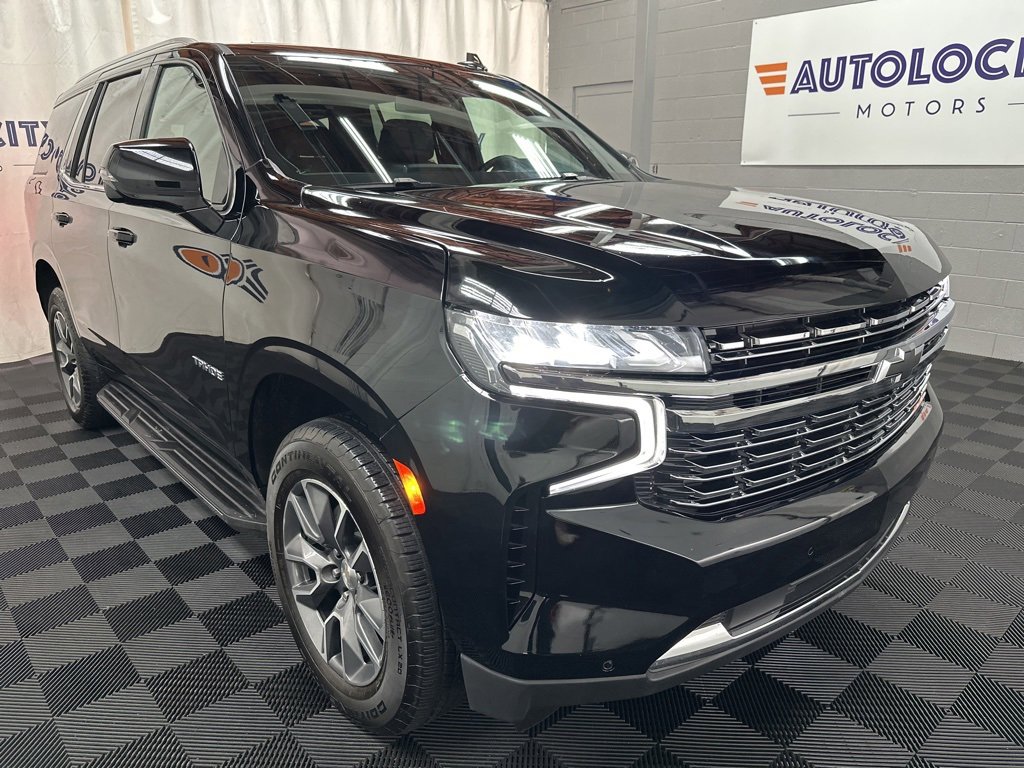 Used 2024 Chevrolet Tahoe LT w/ LT Signature Package image 3