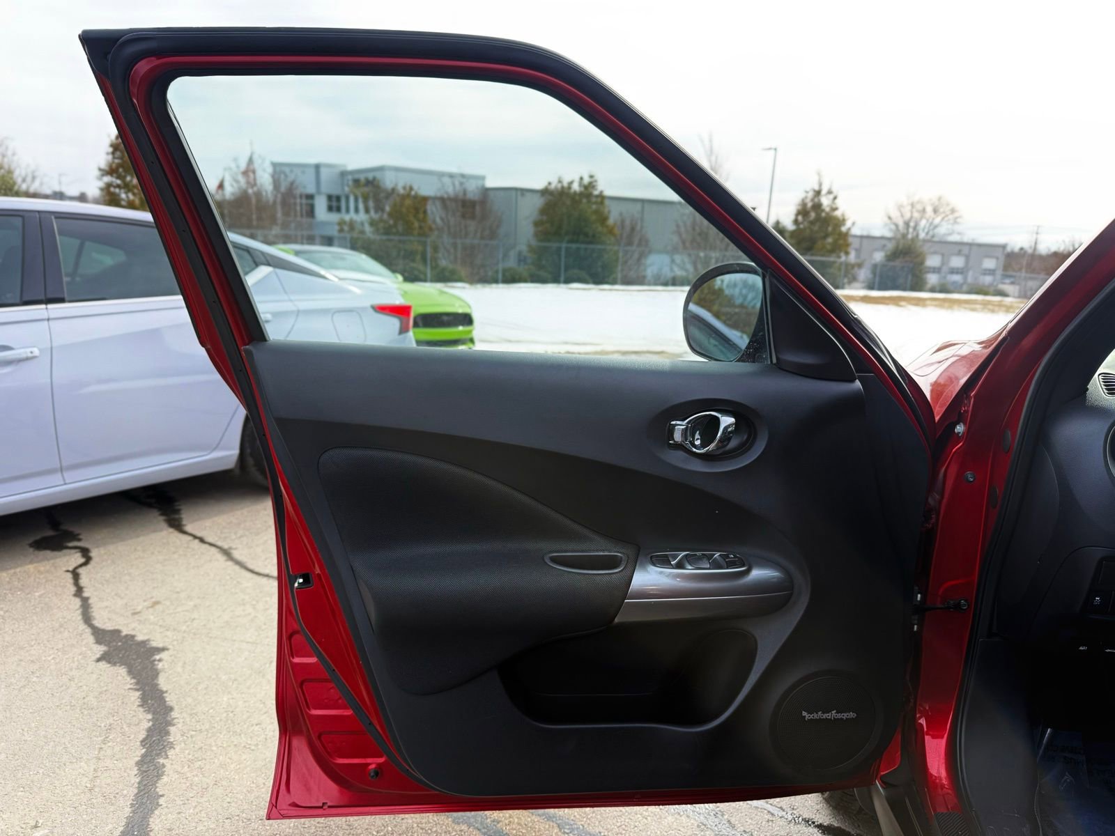 Used 2014 Nissan Juke SV w/ Navigation Package image 12