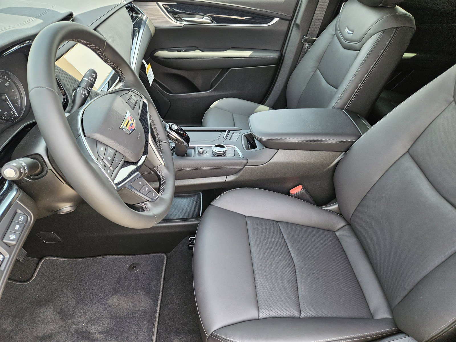 New 2026 Cadillac XT5 Premium Luxury FWD image 9