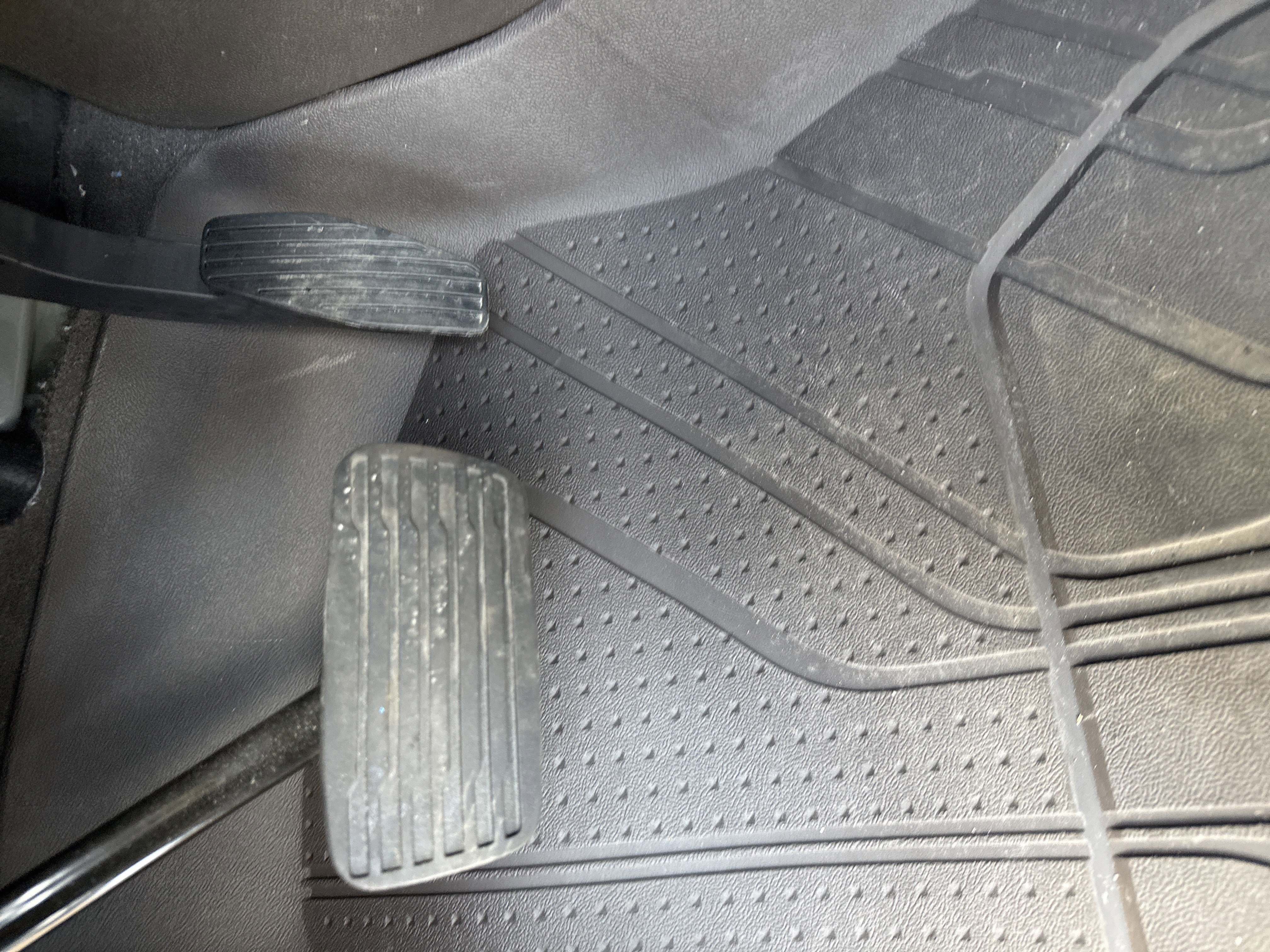 Certified 2023 Chevrolet Silverado 1500 RST w/ Redline Edition image 17