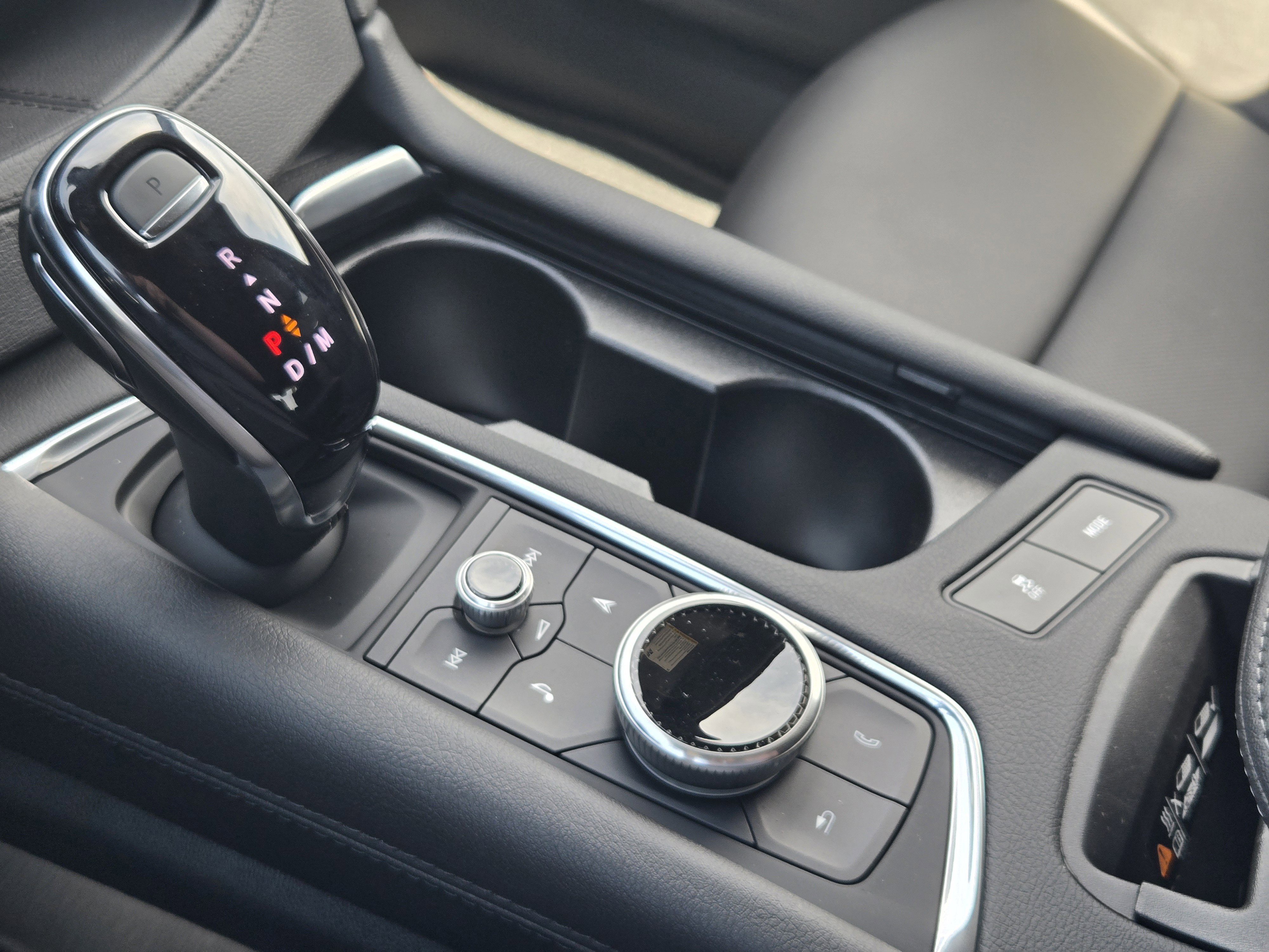 New 2025 Cadillac XT6 Premium Luxury w/ Technology Package image 15