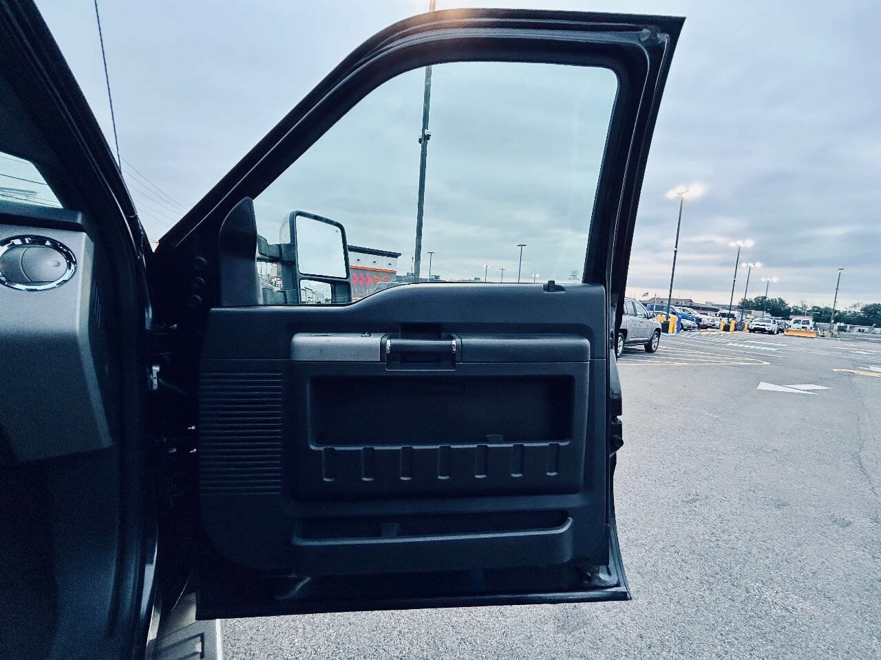 Used 2014 Ford F250 Lariat w/ Chrome Package image 35