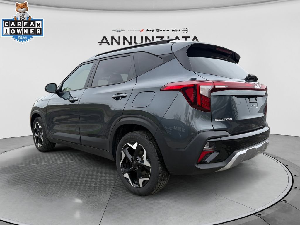 Certified 2025 Kia Seltos S FWD image 3