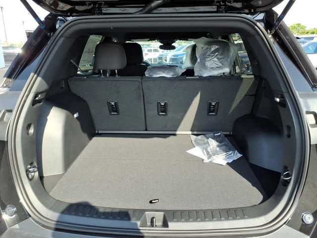 New 2027 Chevrolet Equinox LT FWD image 9