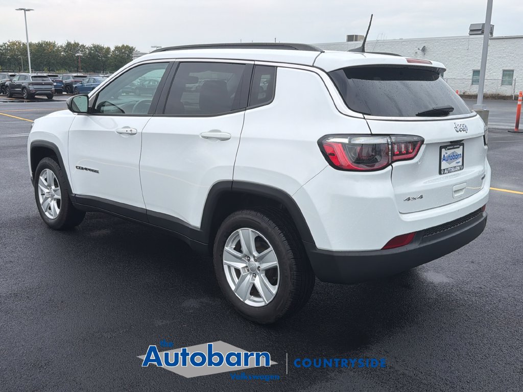 Used 2022 Jeep Compass Latitude w/ Convenience Group AWD/4WD image 4