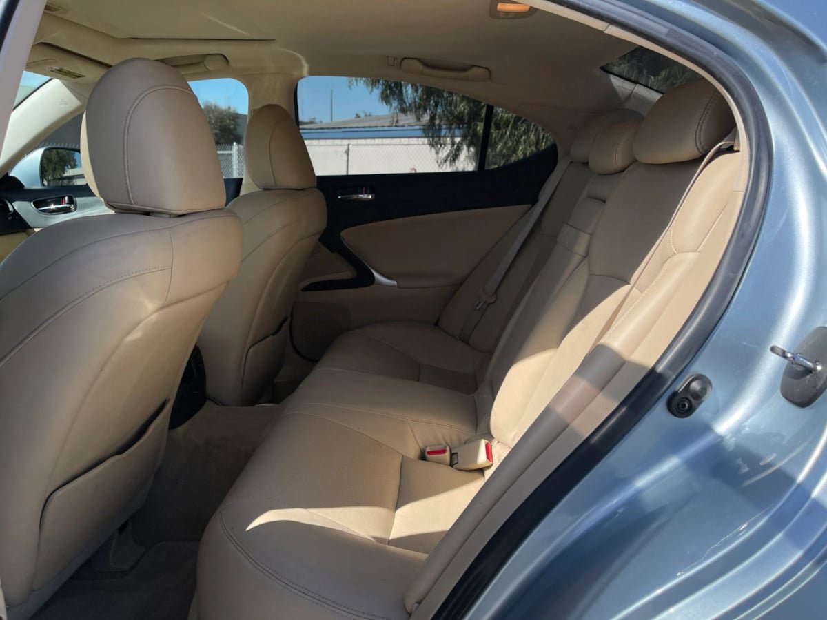 Used 2007 Lexus IS 250 RWD image 20