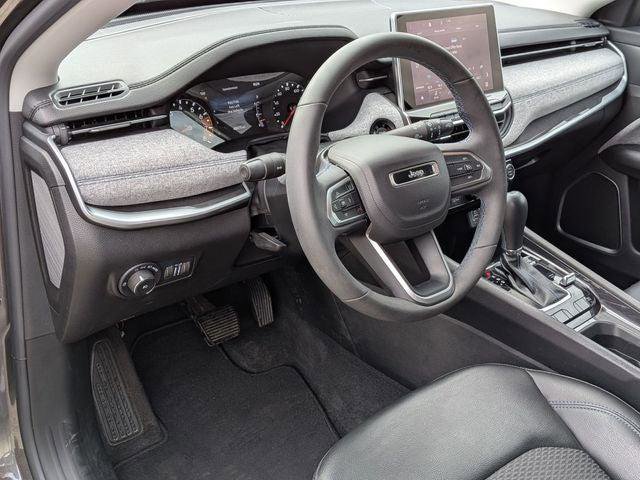 Certified 2022 Jeep Compass Latitude image 11