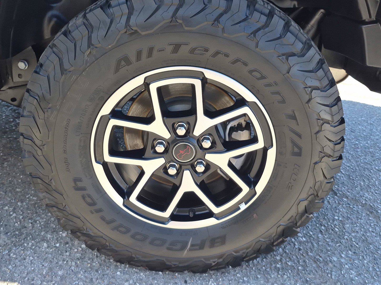 Certified 2025 Jeep Wrangler Unlimited Rubicon AWD/4WD image 16