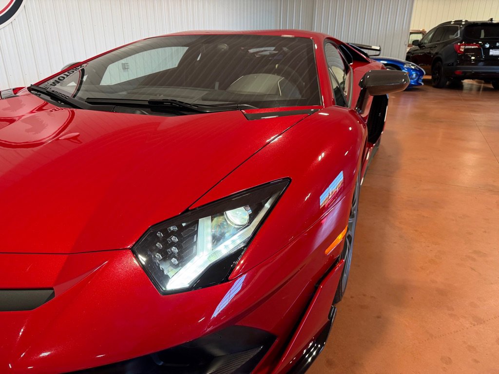 Used 2019 Lamborghini Aventador SVJ image 21