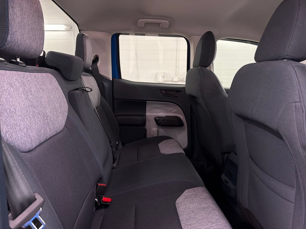 Certified 2025 Ford Maverick XLT FWD image 32