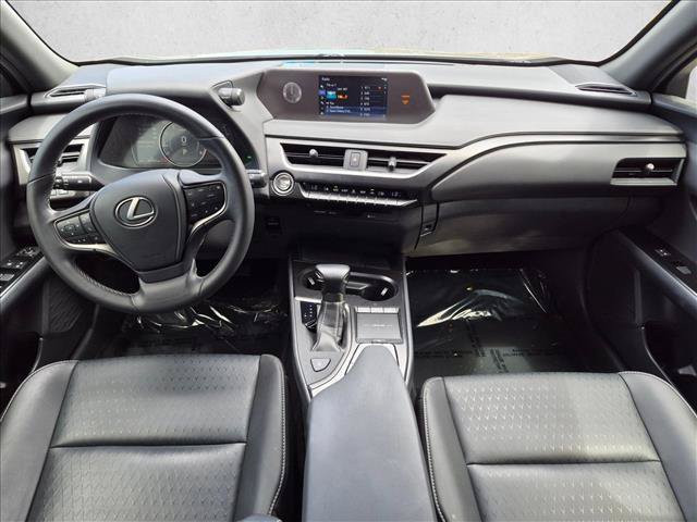 Used 2019 Lexus UX 200 w/ Accessory Package FWD image 19