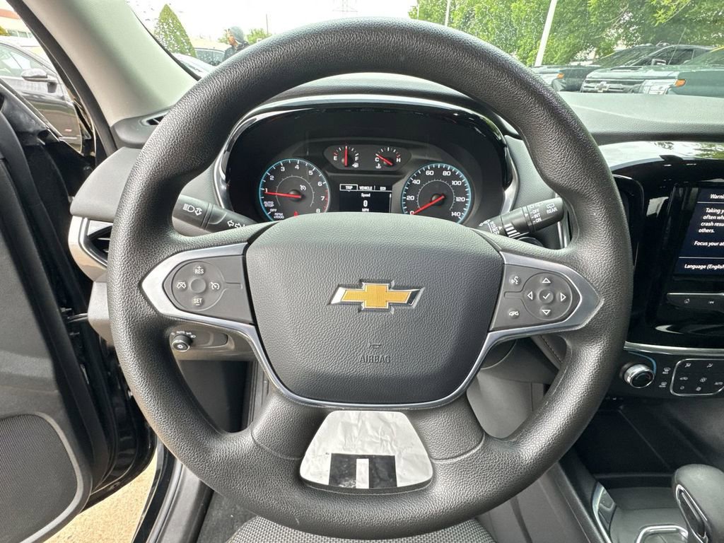 Used 2021 Chevrolet Traverse LS AWD/4WD image 14