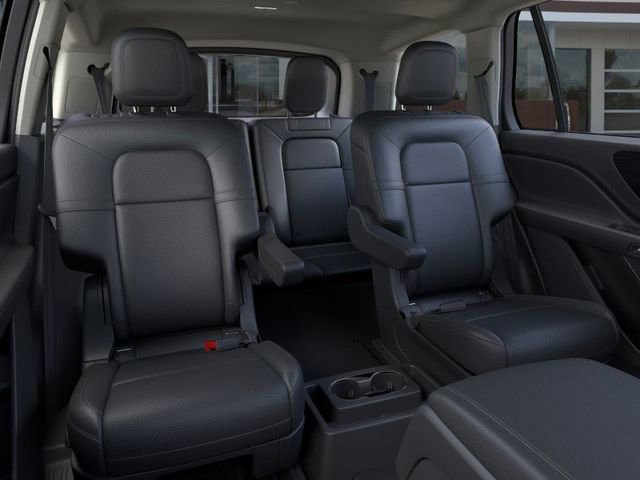 New 2026 Lincoln Aviator AWD w/ Jet Appearance Package image 11