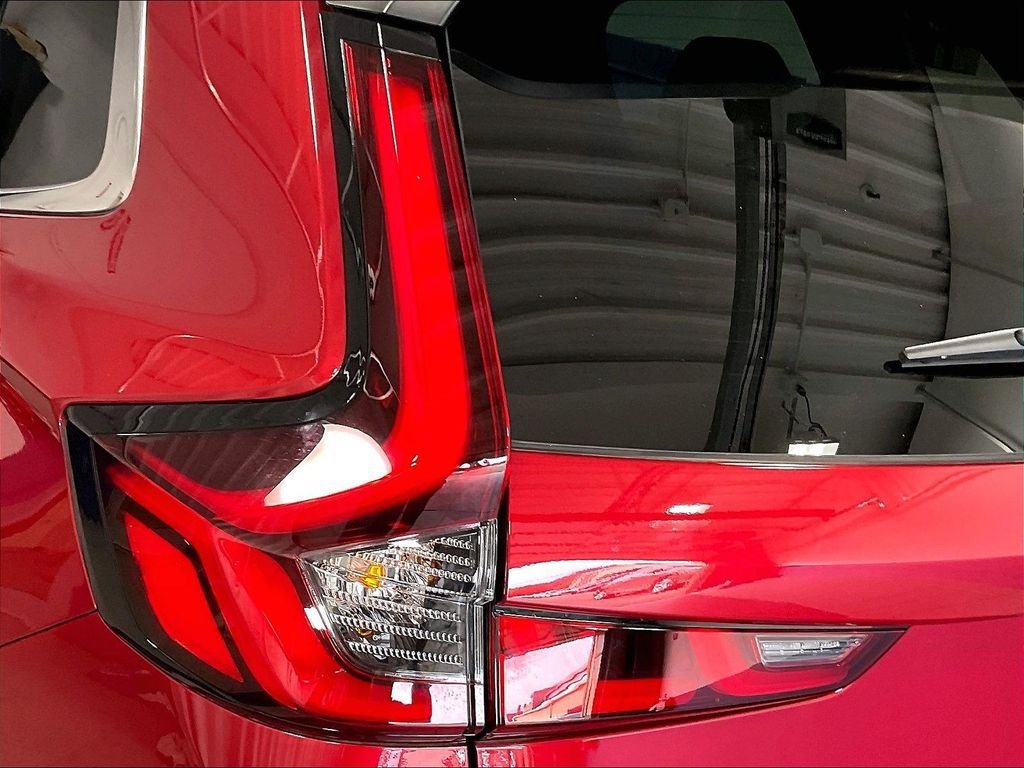 Used 2026 Honda CR-V LX image 33