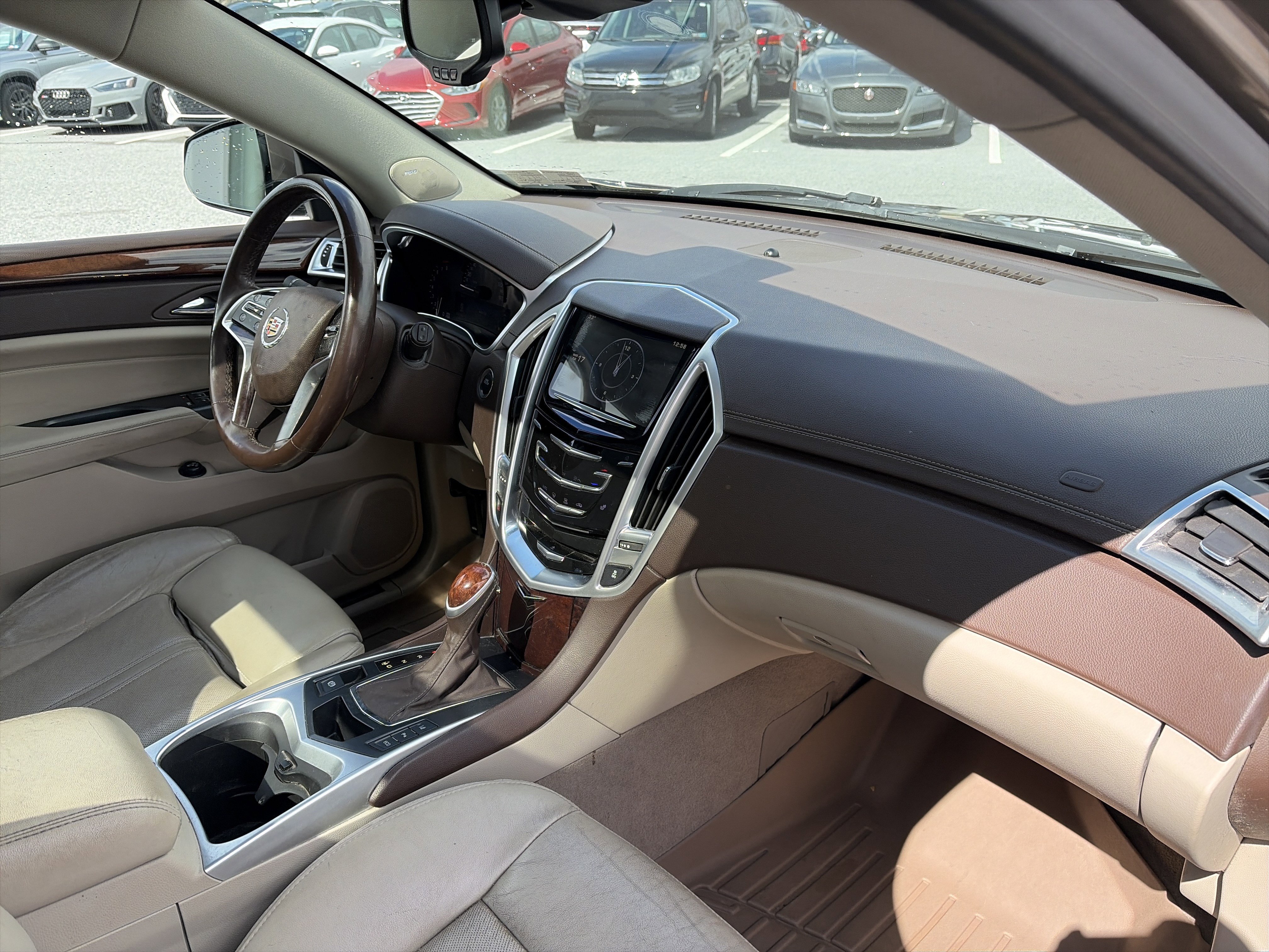 Used 2016 Cadillac SRX Luxury w/ Driver Awareness Package image 33