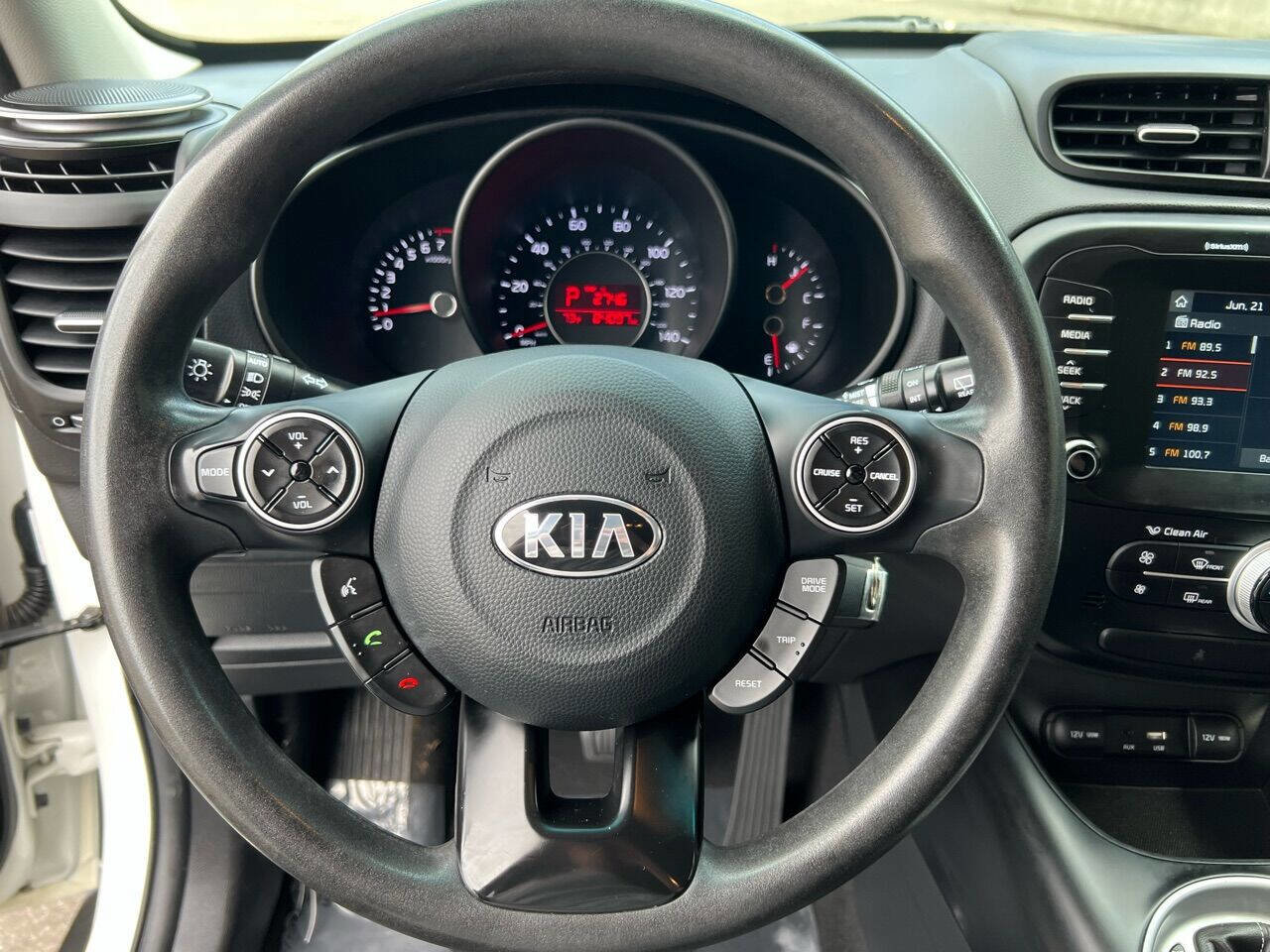 Used 2018 Kia Soul + image 22