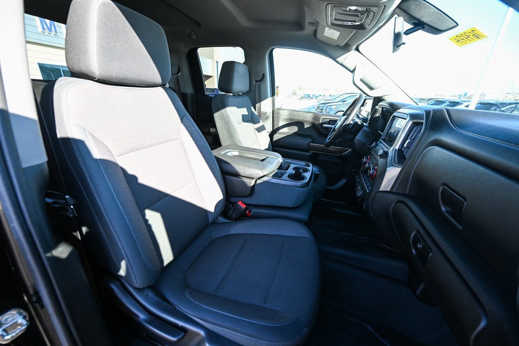 Used 2019 Chevrolet Silverado 1500 RST image 25