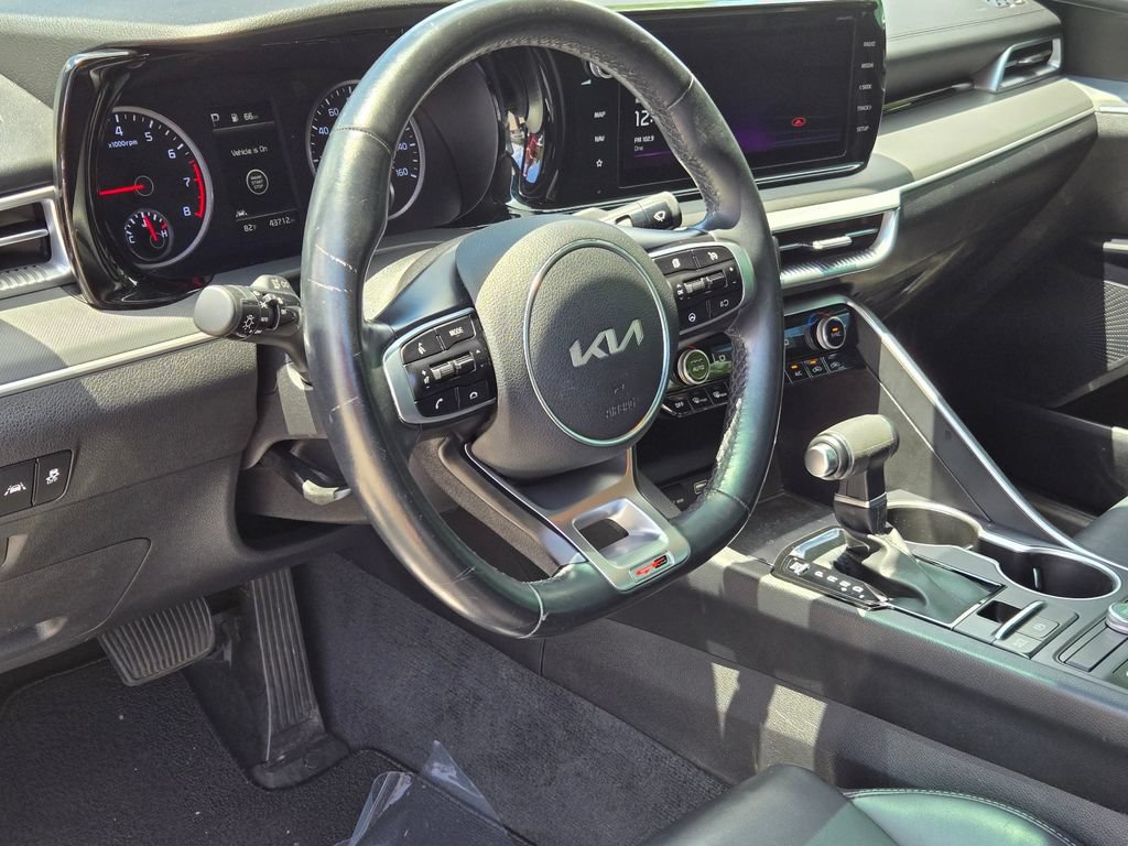Certified 2022 Kia K5 GT-Line FWD image 17
