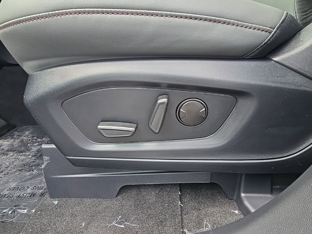 New 2026 Ford Explorer Active image 11