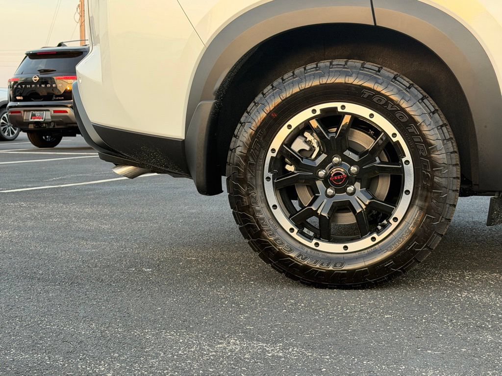 New 2026 Nissan Pathfinder Rock Creek AWD/4WD image 38