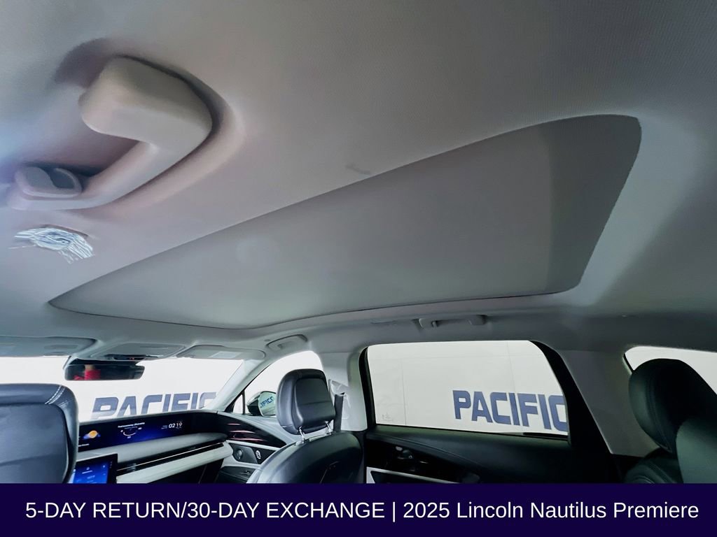 Used 2025 Lincoln Nautilus Premier w/ Equipment Group 102A AWD/4WD image 39