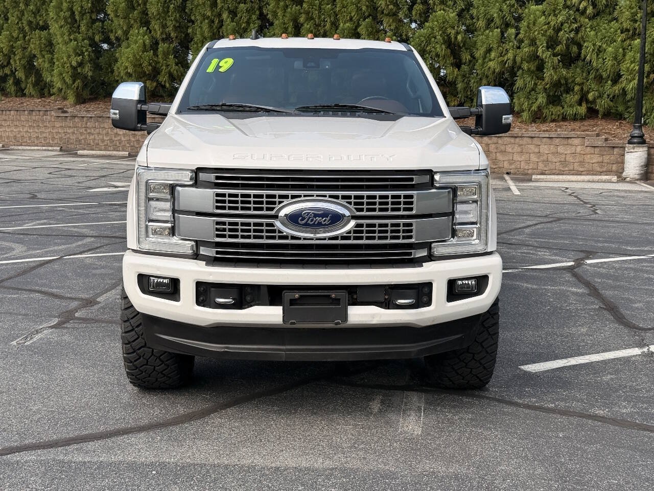Used 2019 Ford F250 Platinum w/ Platinum Ultimate Package AWD/4WD image 9