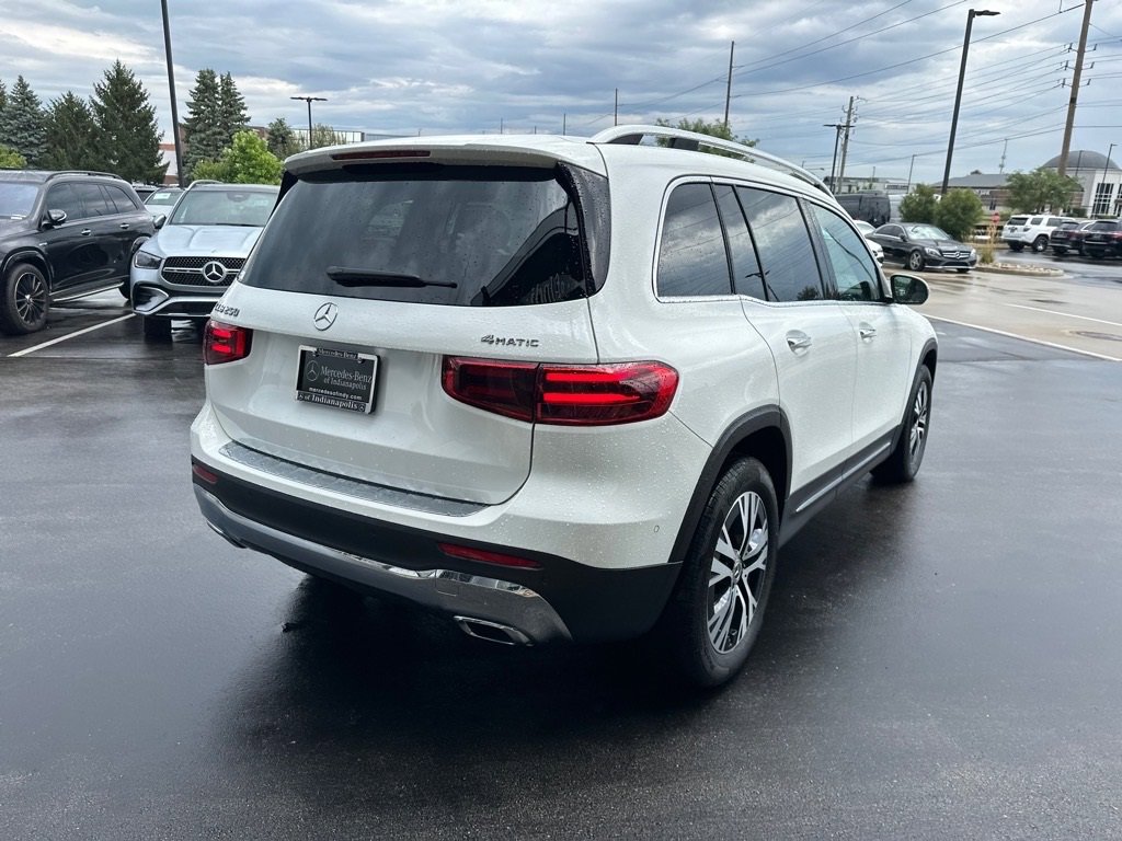 New 2025 Mercedes-Benz GLB 250 4MATIC image 8