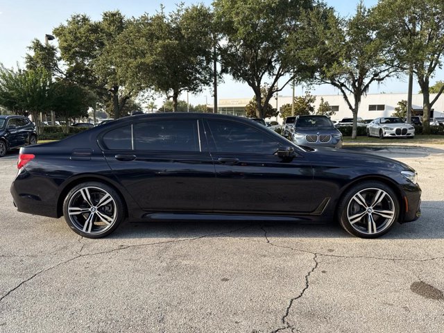 Used 2019 BMW 750i RWD image 2