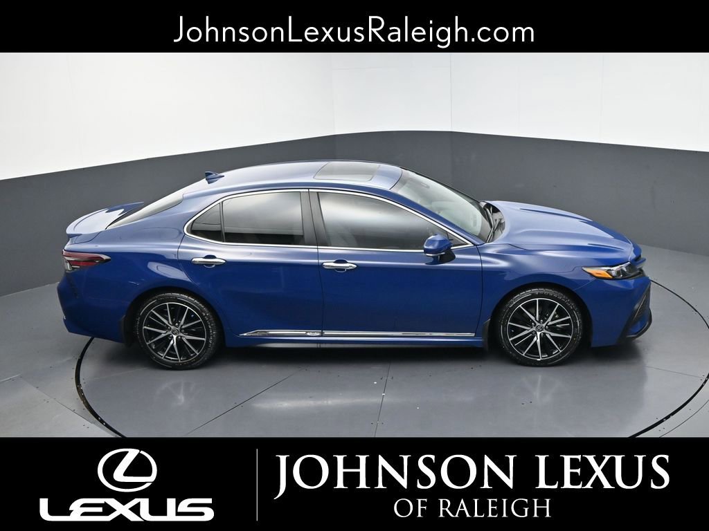 Used 2023 Toyota Camry SE w/ Cold Weather Package image 24