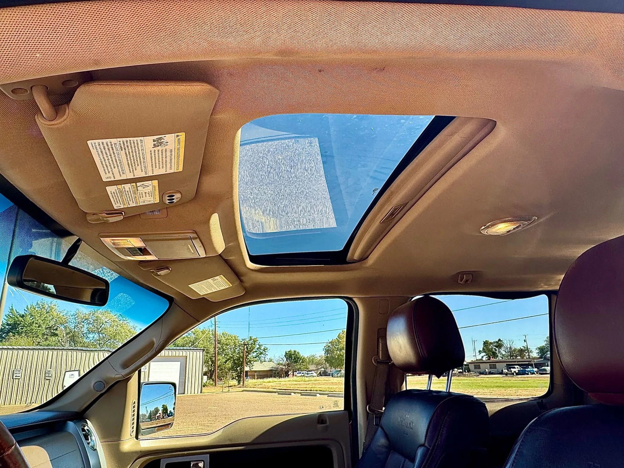 Used 2014 Ford F150 King Ranch w/ King Ranch Luxury Package AWD/4WD image 19