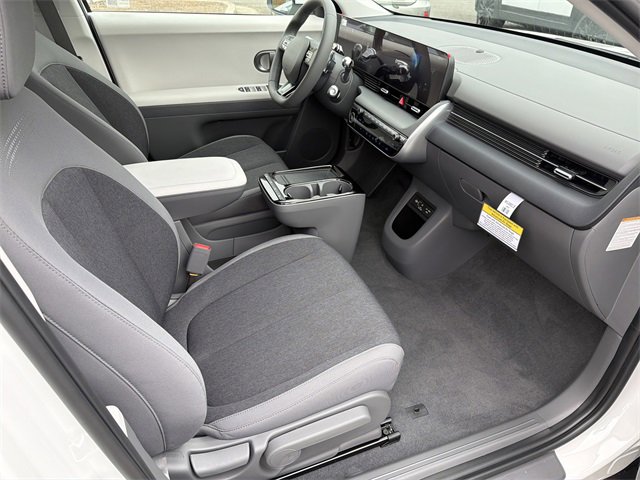 New 2026 Hyundai Ioniq 5 SE image 13