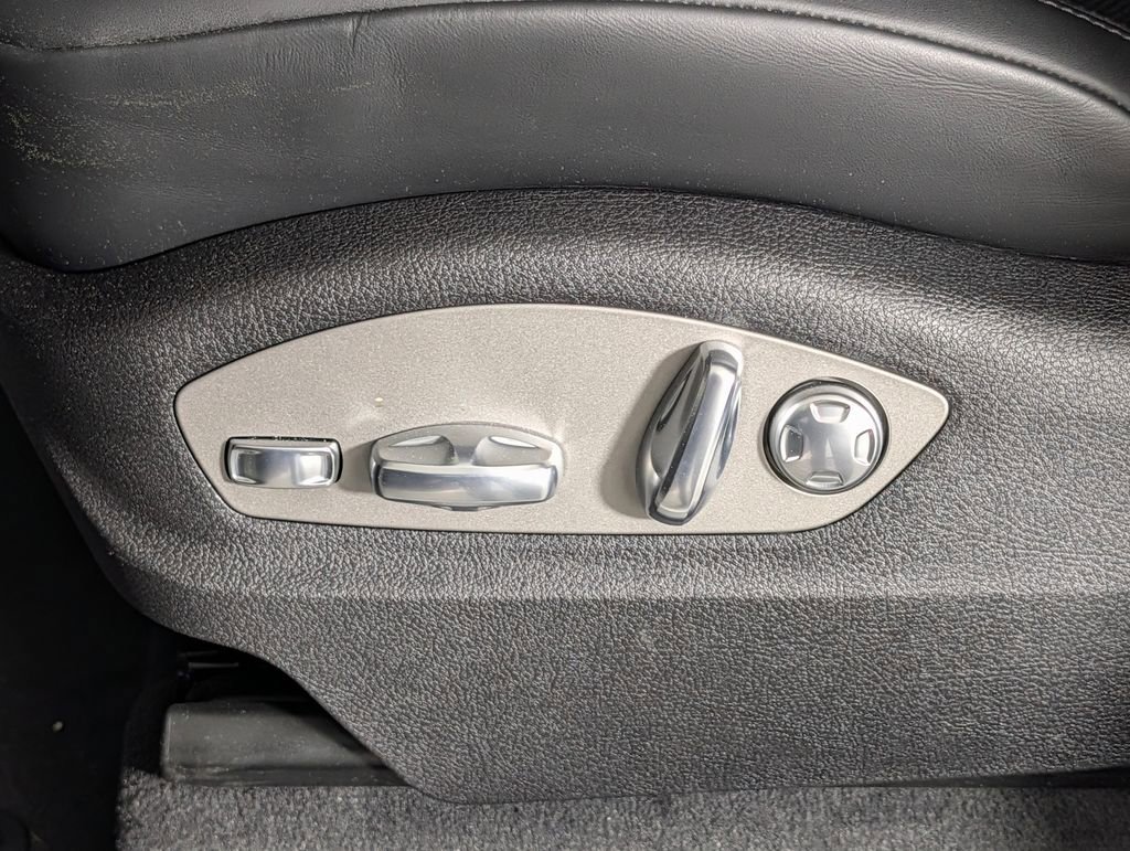 New 2026 Porsche Macan image 29