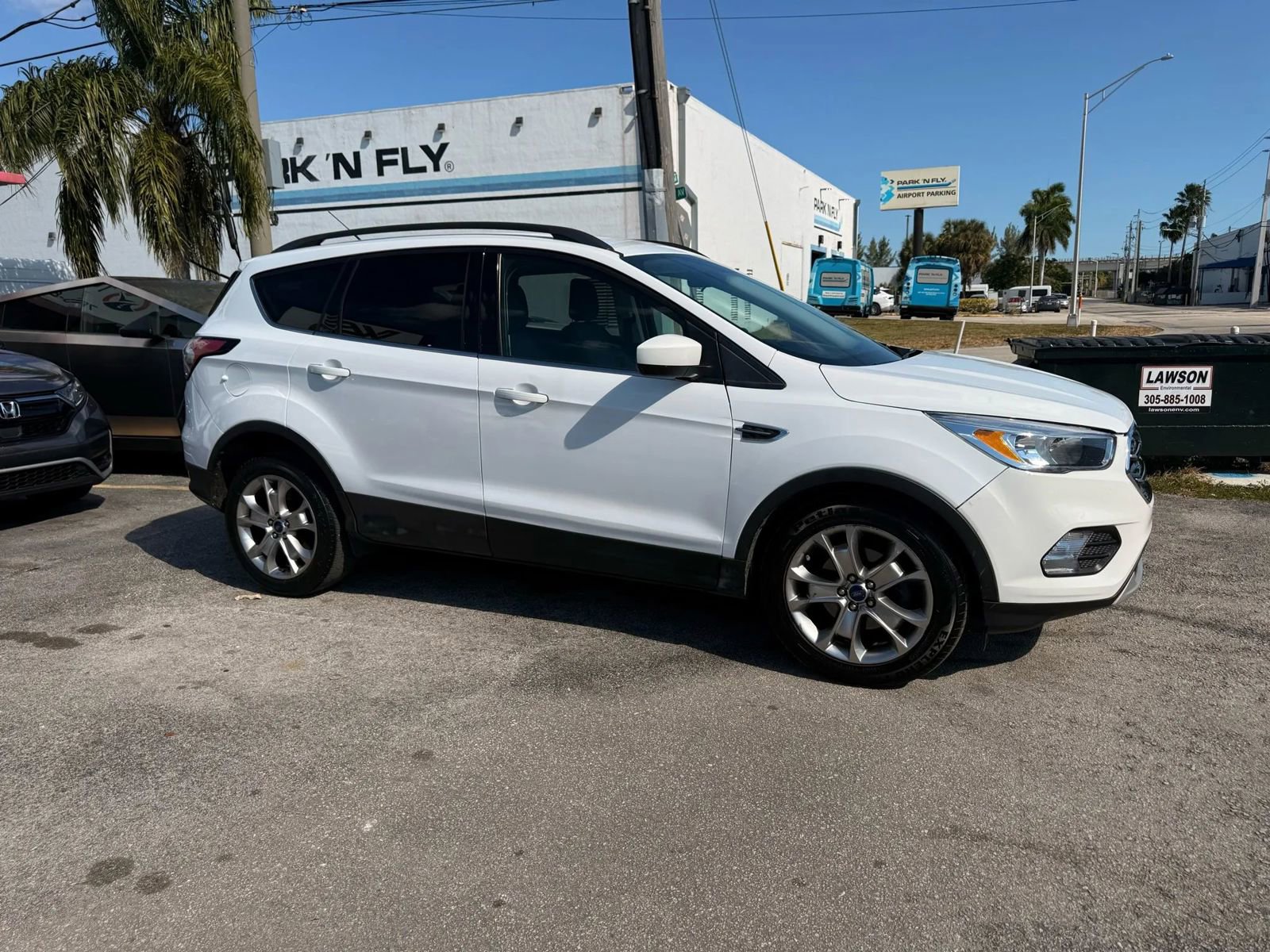 Used 2018 Ford Escape SE image 4
