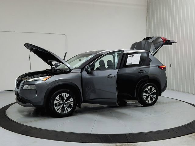 Used 2023 Nissan Rogue SV w/ SV Premium Package image 11