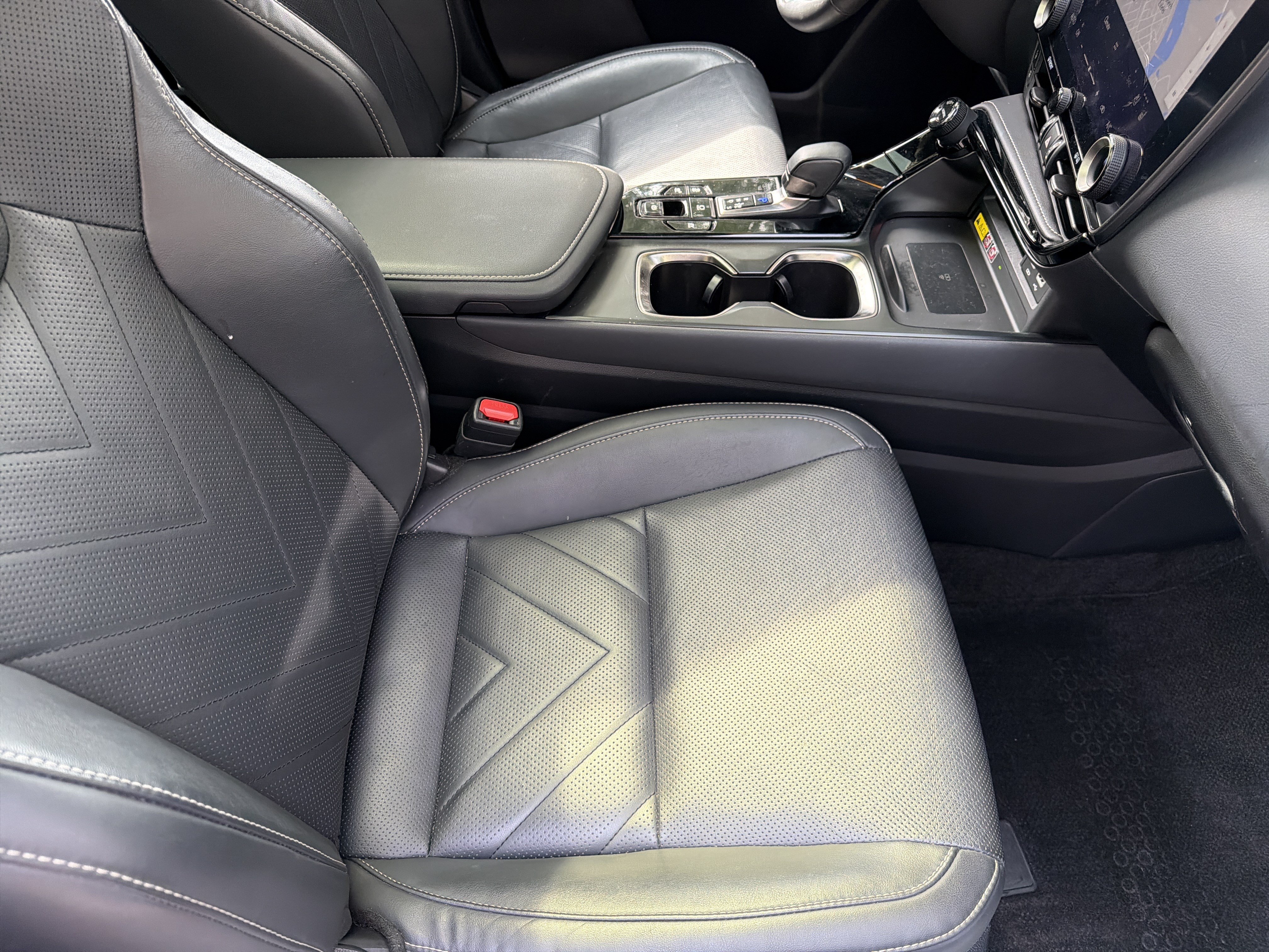 Certified 2024 Lexus NX 350h AWD w/ Vision Package image 38