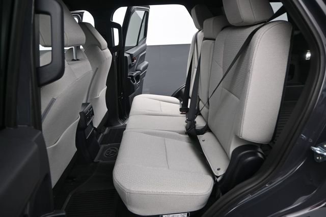 New 2026 Toyota 4Runner SR5 AWD/4WD image 11