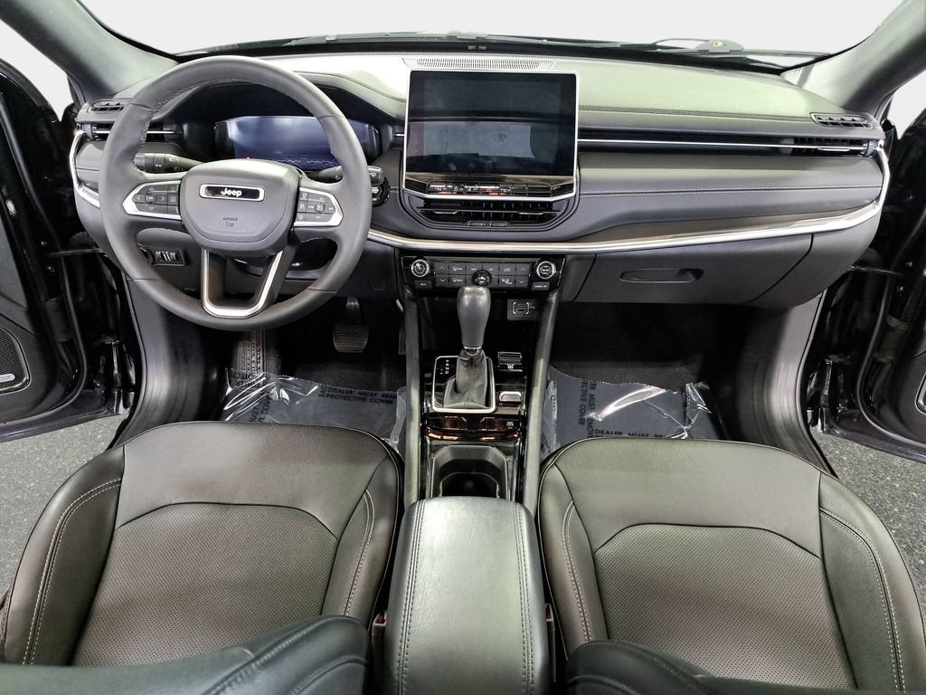 Certified 2023 Jeep Compass High Altitude AWD/4WD image 2