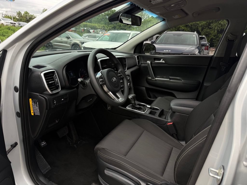 Used 2020 Kia Sportage LX AWD/4WD image 8