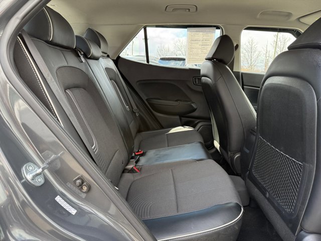 Used 2023 Hyundai Venue Limited w/ Cargo Package image 27