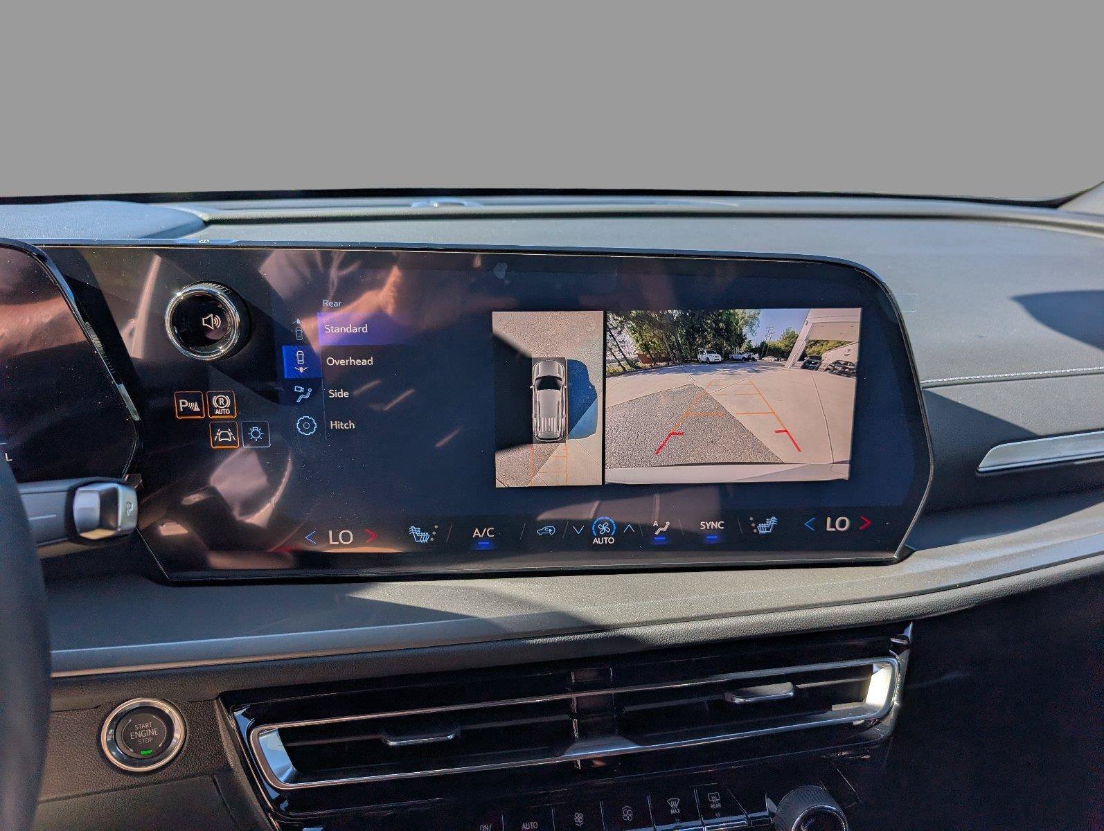 New 2027 Chevrolet Traverse LT w/ Driver Confidence Package FWD image 29