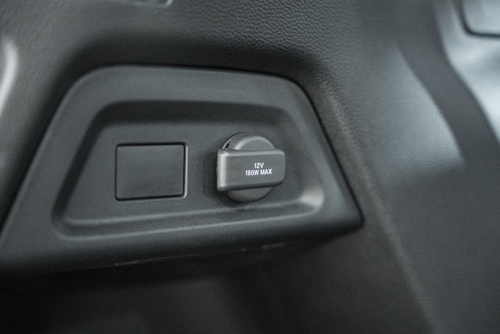 Used 2025 Honda Pilot TrailSport image 14