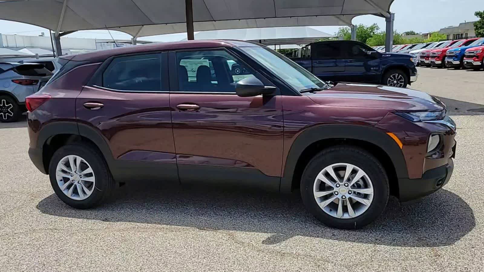 Used 2023 Chevrolet TrailBlazer LS AWD/4WD image 9