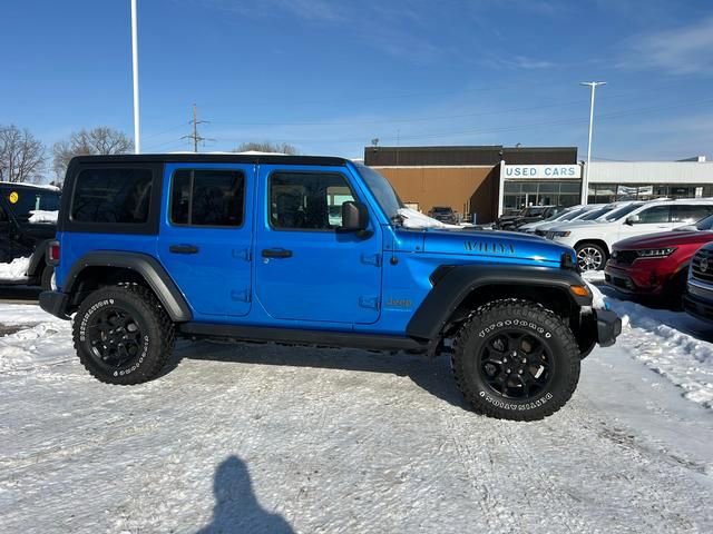 Used 2023 Jeep Wrangler Unlimited AWD/4WD image 2