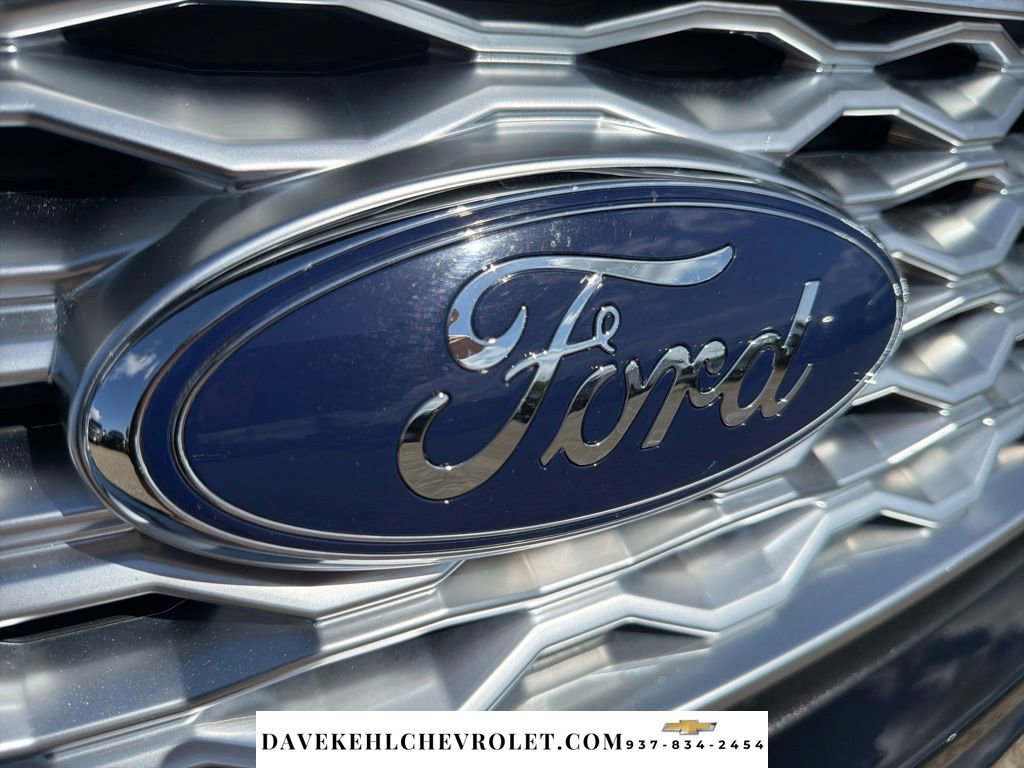 Used 2017 Ford Explorer Platinum AWD/4WD image 34