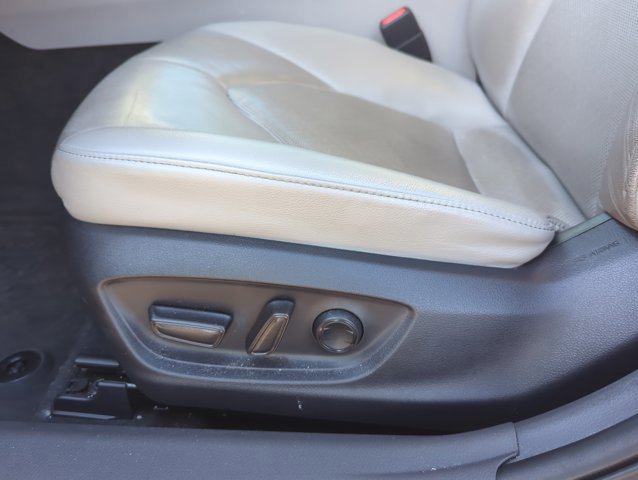 Certified 2022 Toyota Camry XLE FWD image 10