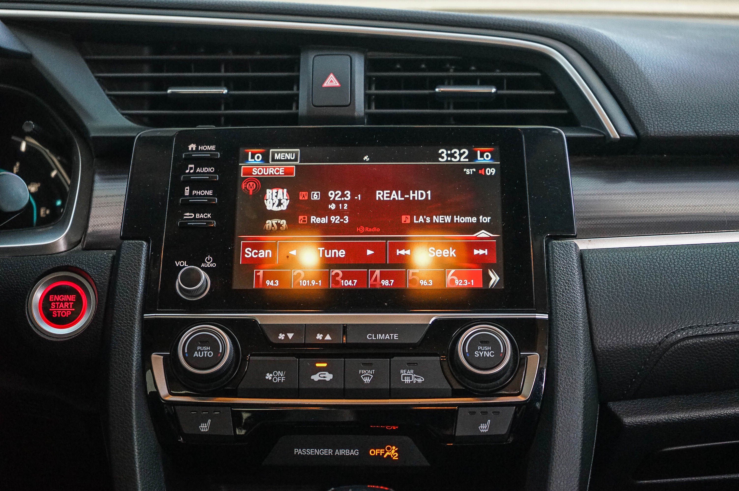 Used 2020 Honda Civic EX image 15